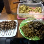 Sate telur puyuh dan sate usus