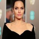 Angelina Jolie tinggal 34 kg berat dia