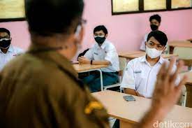 Klarifikasi Kemendikbud Ristek Soal Klaster Covid-19 Di Sekolah